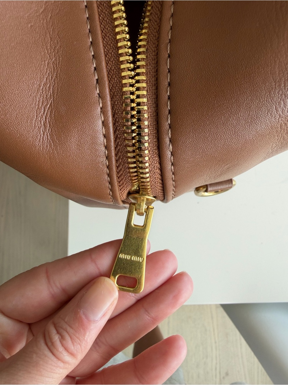 Miu Miu Tan Leather Zip-Top Handbag with Gold Hardware - Picture 3 of 7